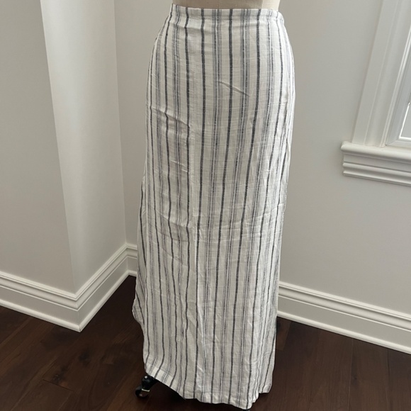 L Space Mia elastic waist striped bathing suit cover up - Picture 3 of 4